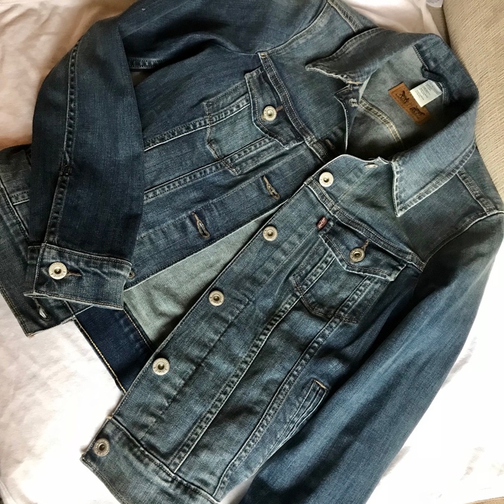 Levi’s denim jacket